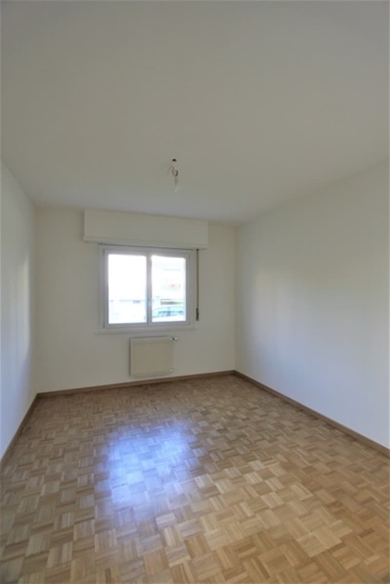 Appartement de 4,5 pièces au rez supérieur (5)