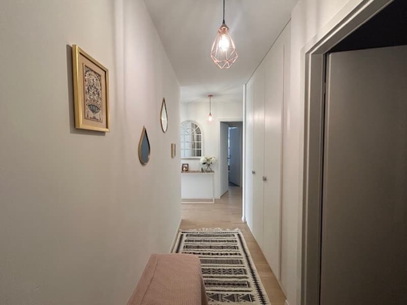 hall2.jpg