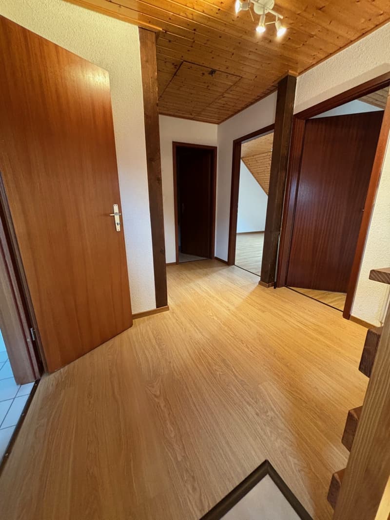 village_5_-_hall_1er.jpg