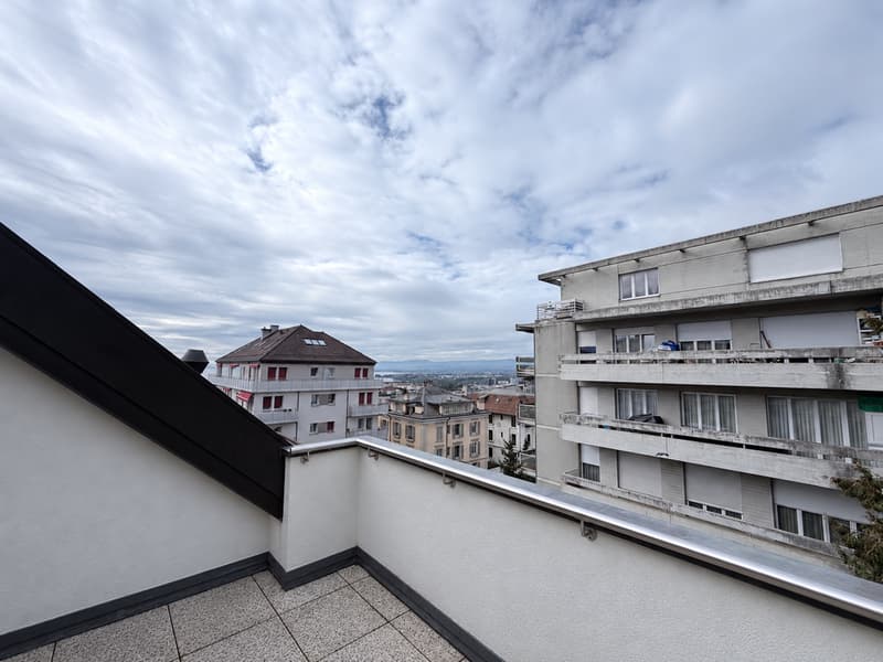 Charmant 3,5 pièces en attique avec mezzanine et terrasse (11)