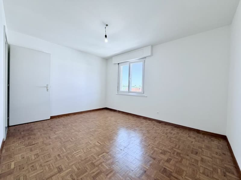Rental apartment 4.5 rooms in attic 110m2 (6)