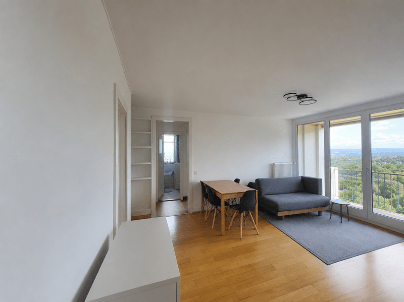 Appartement de 4 pièces au 3ème étages à Lignerolle (1)
