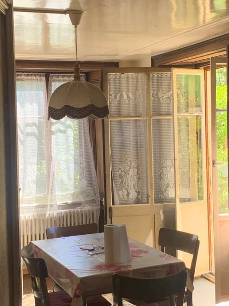 2123 St-Sulpice Sale of an old village house to renovate with large land (10)