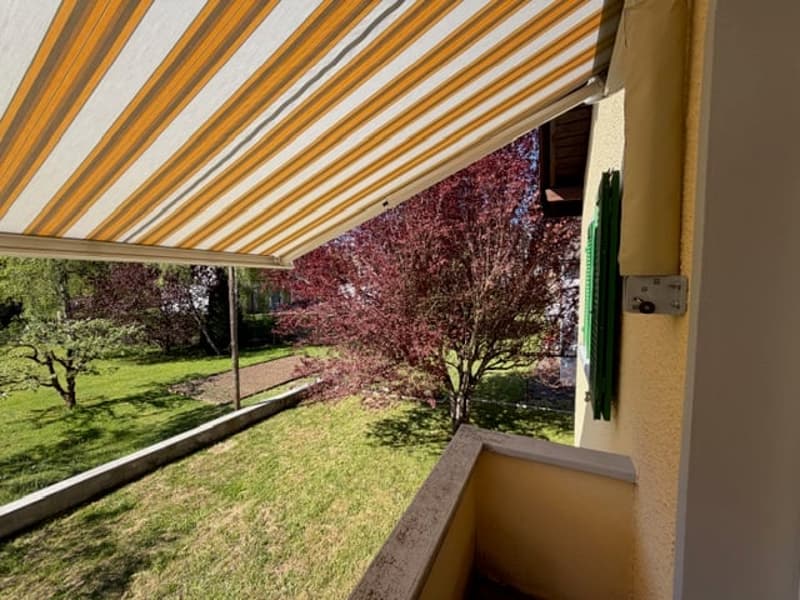 2114 Fleurier/NE Sale of a beautiful renovated 6-room villa with 3 garages (10)