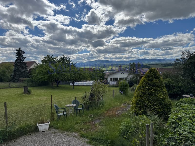 Charmante maison dans un écrin de verdure (9)
