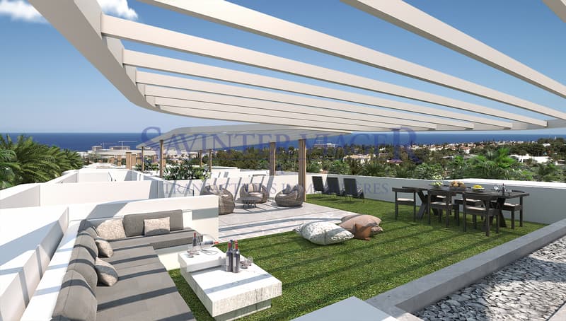 Terrasse de l'immeuble / Terrasse des Gebäudes / Building terrace / ??????? ??????
