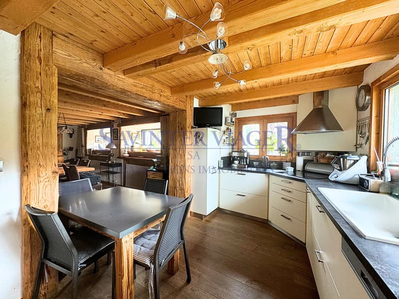 Propriété à 15 minutes des pistes, vue panoramique. Vente à Terme. (8)