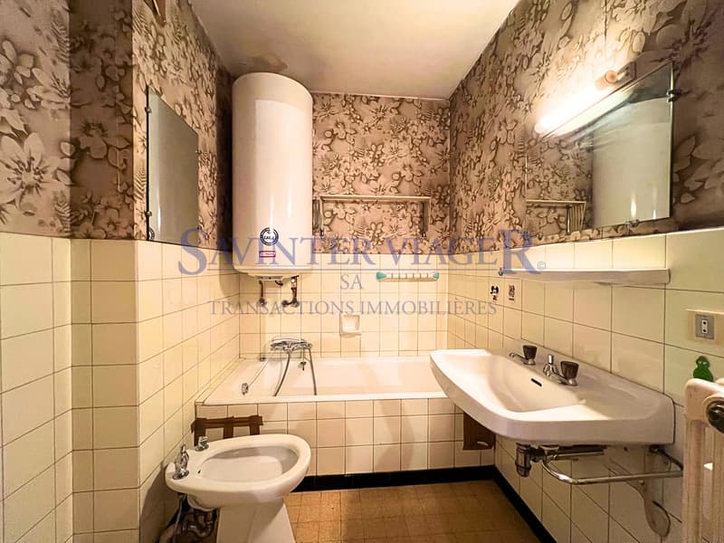 ANNECY - APPARTEMENT À RÉNOVER - BALCON, LOGGIA, CAVE, PARKING. (7)