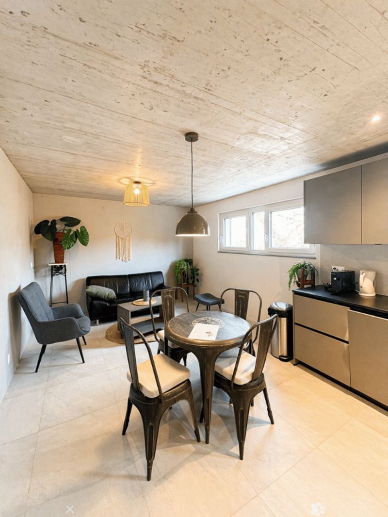 Neue luxuriöse Wohngemeinschaft - Möblierte Zimmer mit Balkon, 2 Schritte vom Bahnhof Châtel-St-Denis entfernt (2)