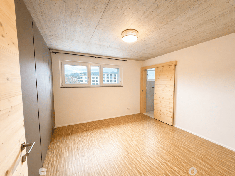 Attika mit hohem Standard, neu mit Panoramaterrasse und 2 Suiten (5)