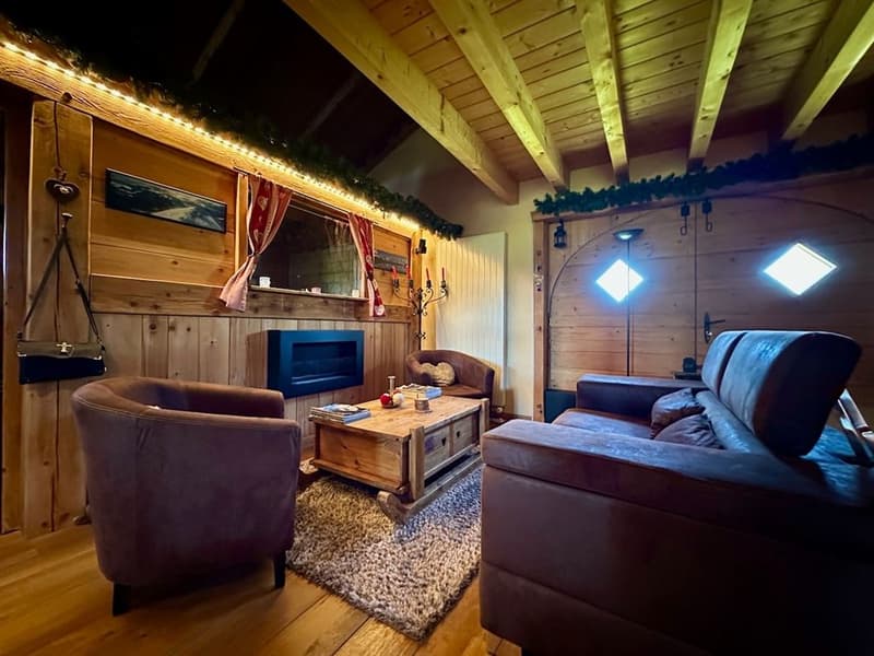 Sehr schönes renoviertes 18. Jahrhundert Bauernhaus mit freier Sicht (5)