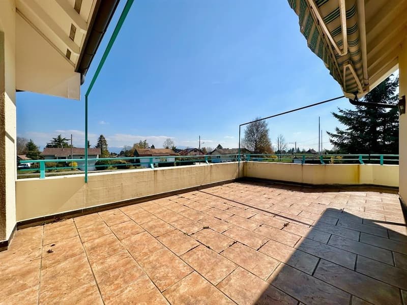 Spacious, bright individual villa with independent apartment (5)