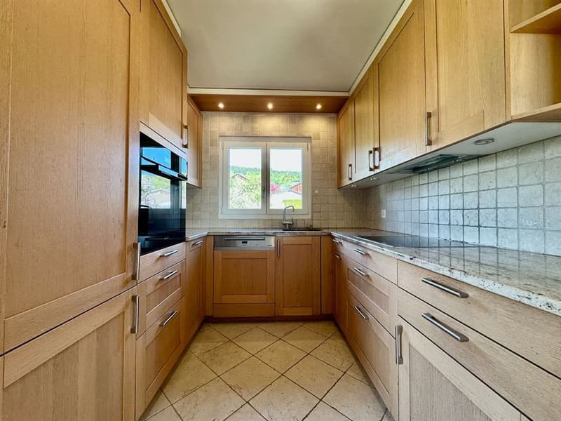 Detached house just two steps from the village center and in absolute calm (4)
