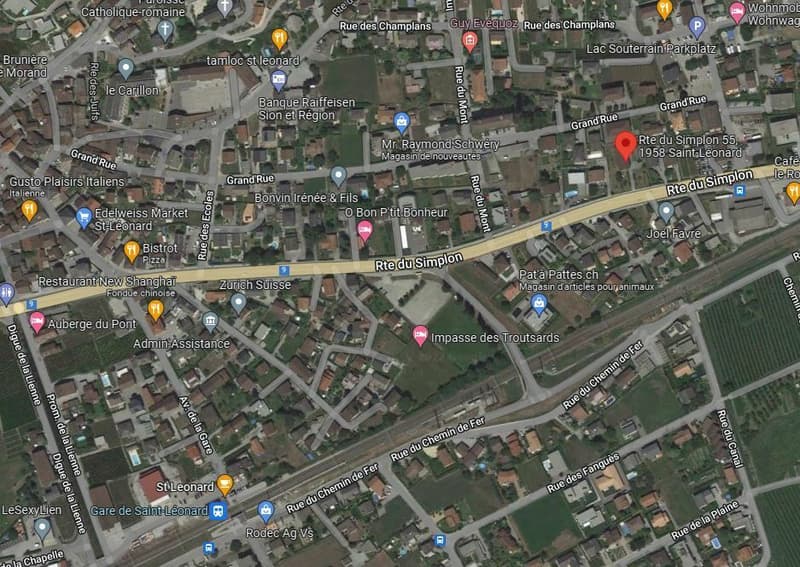 Posti auto esterni in affitto (3)