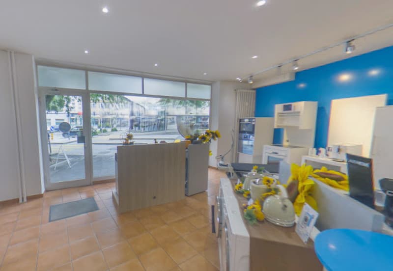 Commercial & Storage Space in the Center of Sierre (7)