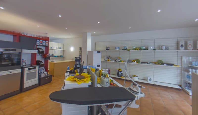 Commercial & Storage Space in the Center of Sierre (6)