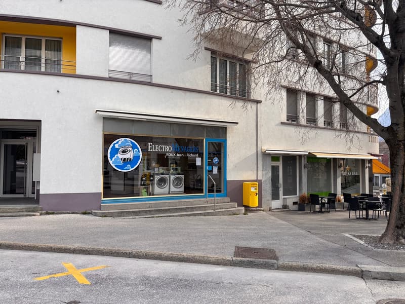 Commercial & Storage Space in the Center of Sierre (1)