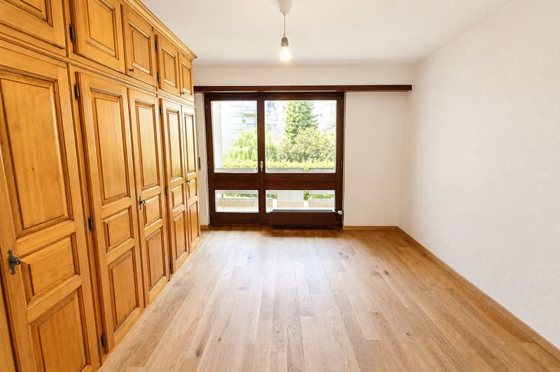 SUPERB 4.5 ROOMS RENOVATED APARTMENT IN SIERRE (8)