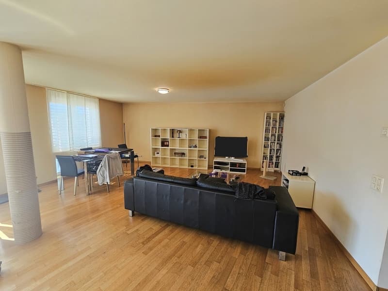 Wohnung mit 4.5 Zimmern im Zentrum von Sierre (2)