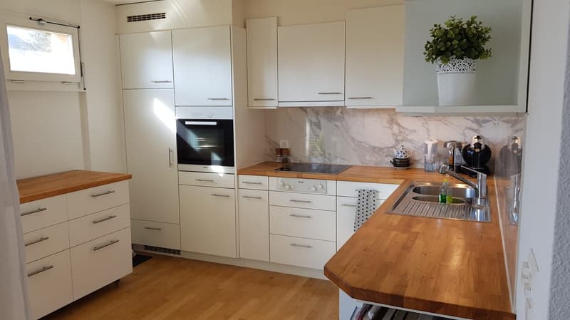Magnifico appartamento di 6 locali di 161 m² in un quartiere residenziale ricercato a Colombier (4)