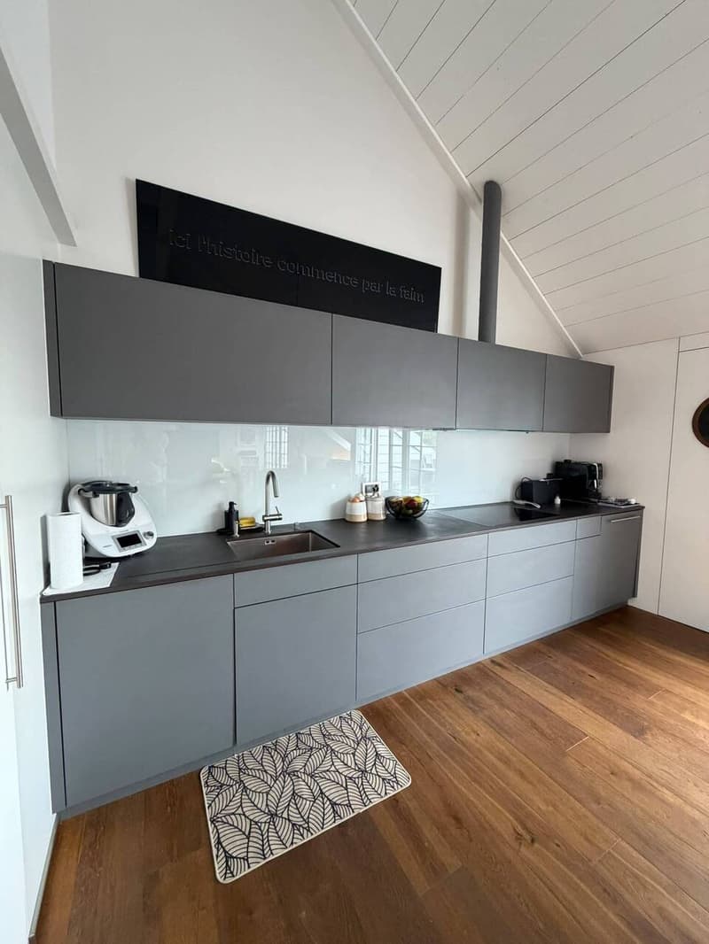 VESSY - Attique en Duplex de Standing de 7 pièces +/- 288 m² + Balcons (9)