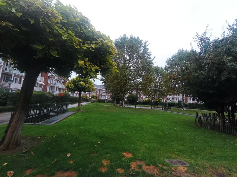 VESSY - Attique en Duplex de Standing de 7 pièces +/- 288 m² + Balcons (1)