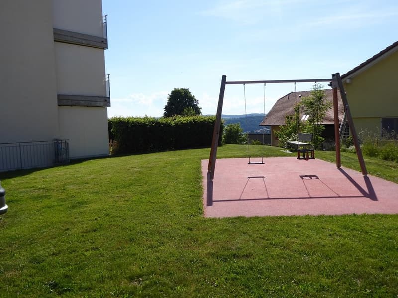 2124-photo_place_jeux_immeuble_ID_492961.JPG