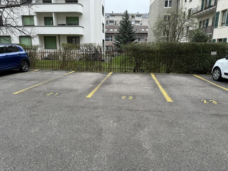 Saint-Jean! Parking space for rent (2)