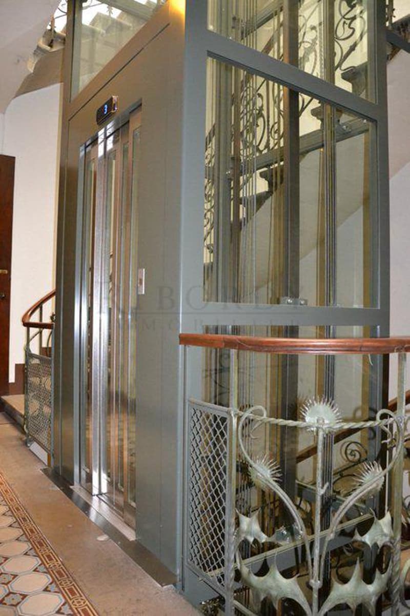 Appartamento di 2.0 locali arredato in un edificio d'epoca! (3)