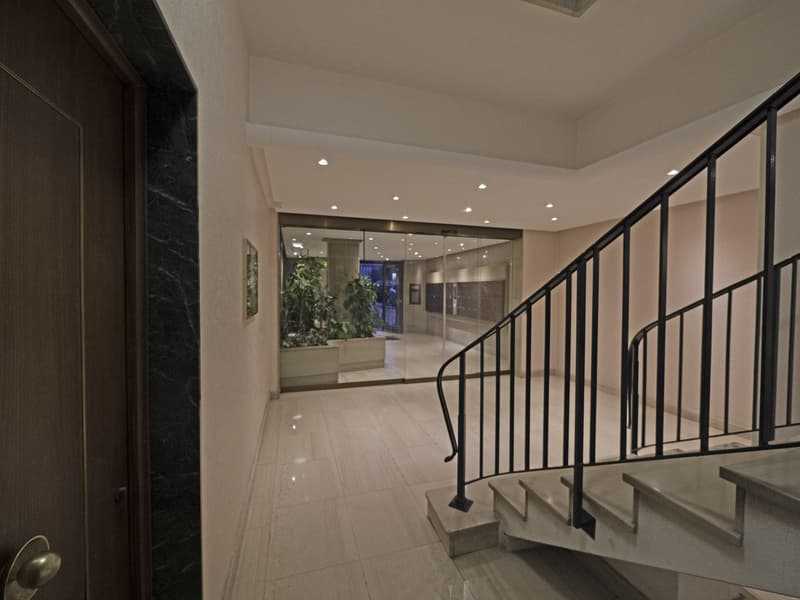Miremont, Champel, appartement de standing avec balcon et dégagement, meublé (7)