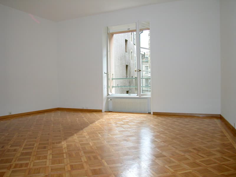 Affascinante studio arredato nel cuore della Città Vecchia (5)