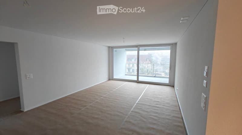 empty room, white walls, wooden floor, sliding glass door, balcony