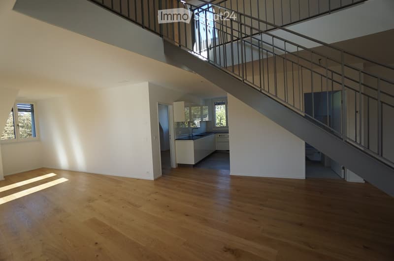 open floor plan, kitchen, bathroom, balcony