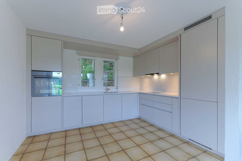 Casa a schiera ristrutturata a Birchwil in una posizione tranquilla con vista panoramica (4)