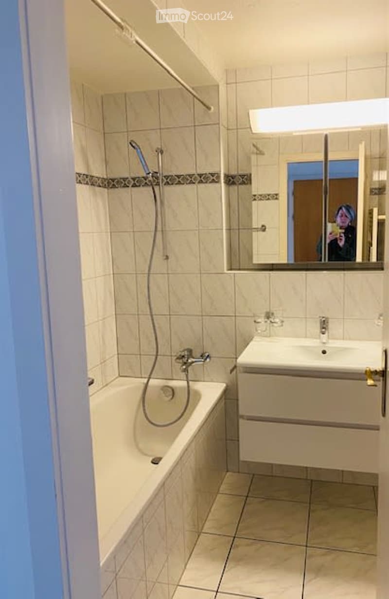 Sunny and quiet 3-room apartment in Reinach - directly at the recreational area (9)