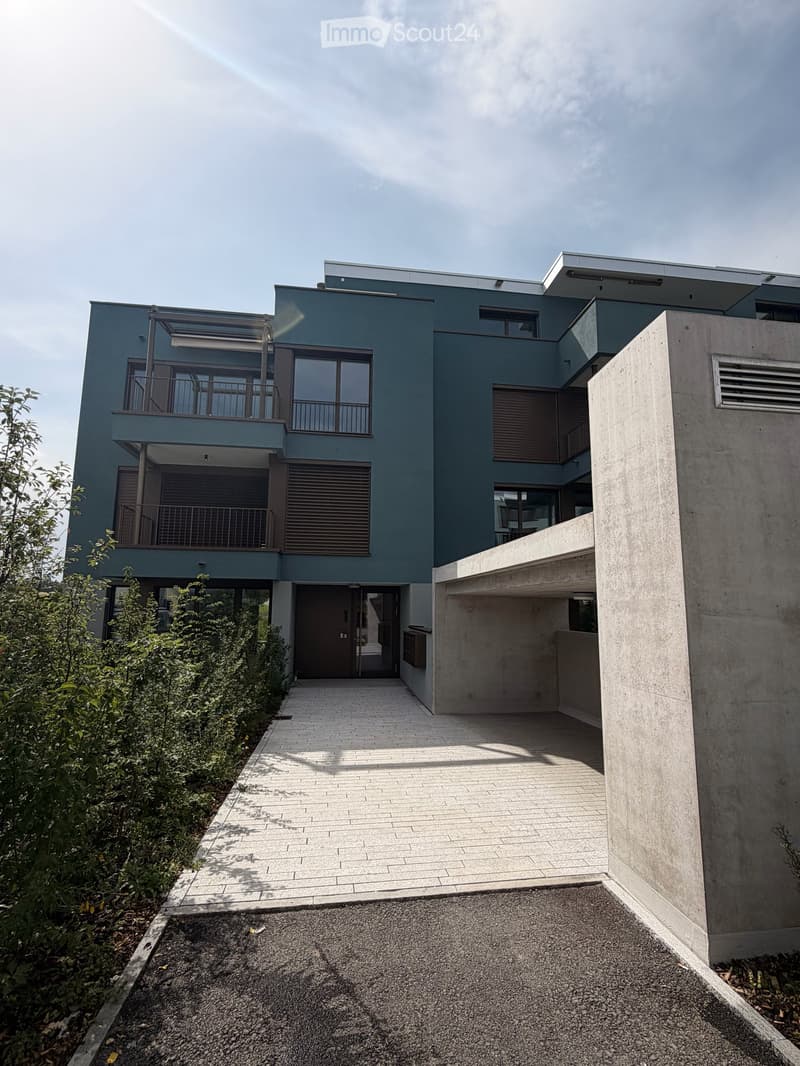 New 3.5-room apartment with landscape view in Illnau-Effretikon in owner-occupier construction. (1)