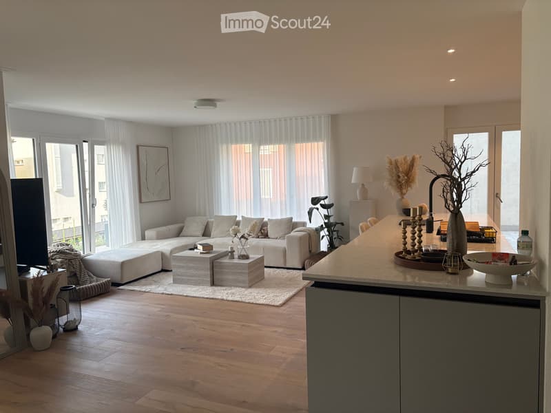 Luxurious 4.5-room garden apartment with mountain view and lake proximity (6)