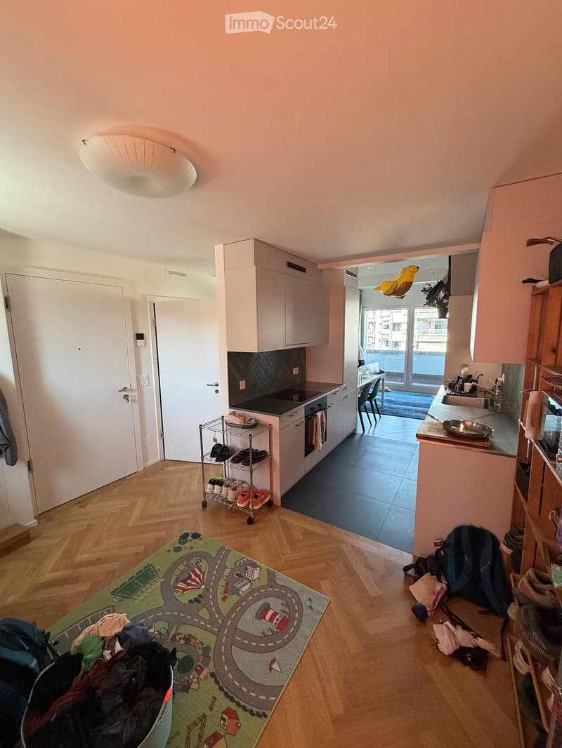 {"type": "Furnished Room", "objects": ["oven", "sink", "fridge", "chair", "balloon", "faucet", "stool", "cupboard", "fridge", "oven", "sink", "stool", "cupboard", "stool", "stool", "stool", "stool", "stool", "stool", "stool", "stool", "stool", "stool", "s