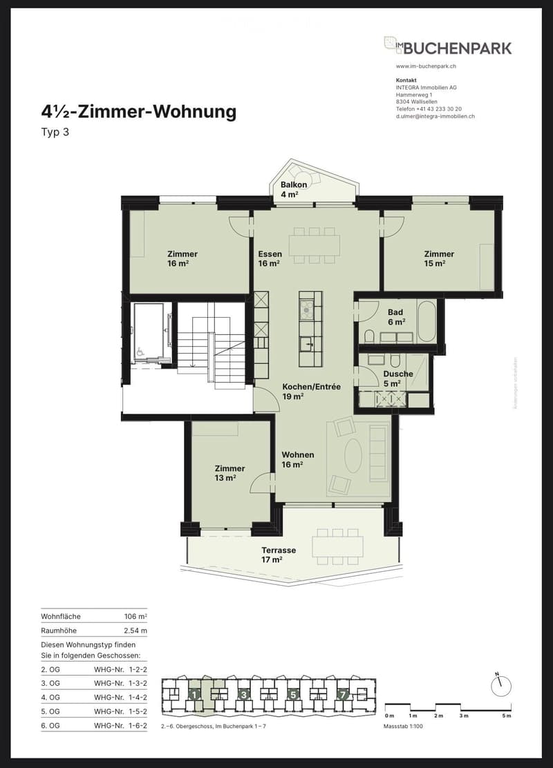 Floor plan of a 4.5-room apartment with living room, dining area, kitchen, three bedrooms, bathroom, shower, and balcony.