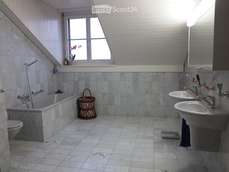 Badezimmer - Badewanne