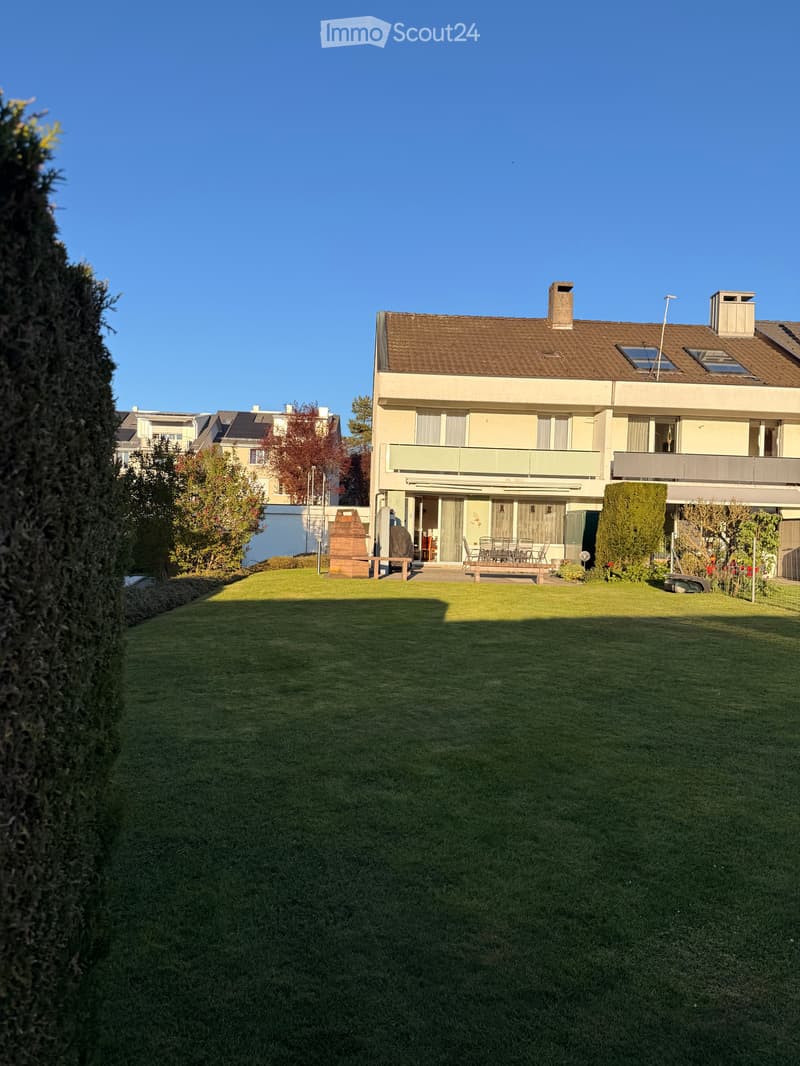 Maison unifamiliale mitoyenne à Weisslingen (2)