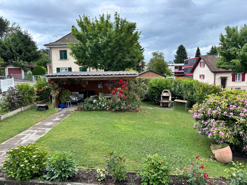 Duplex 6 locali 130 m² – Giardino, balcone, scuola di fronte – CHF 2'500/mese CC (2)