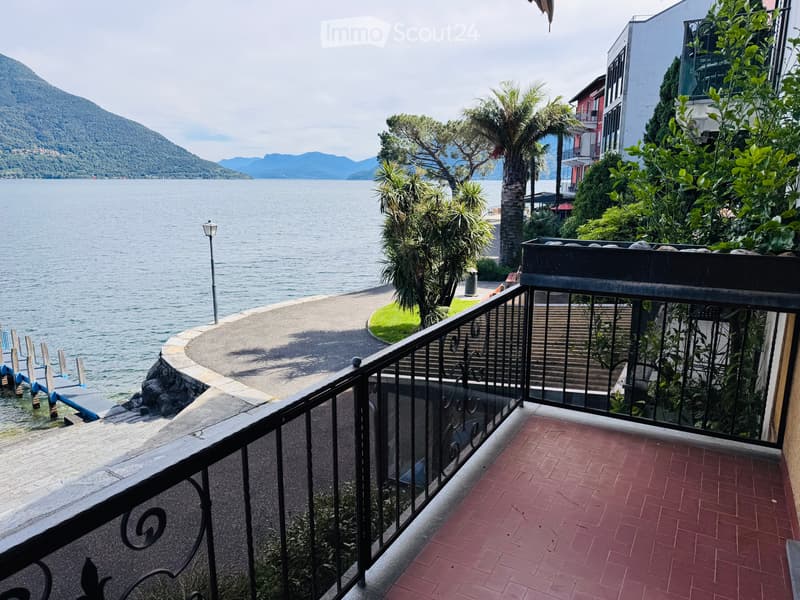 Grazioso appartamento con balcone sul lungolago di Brissago (1)