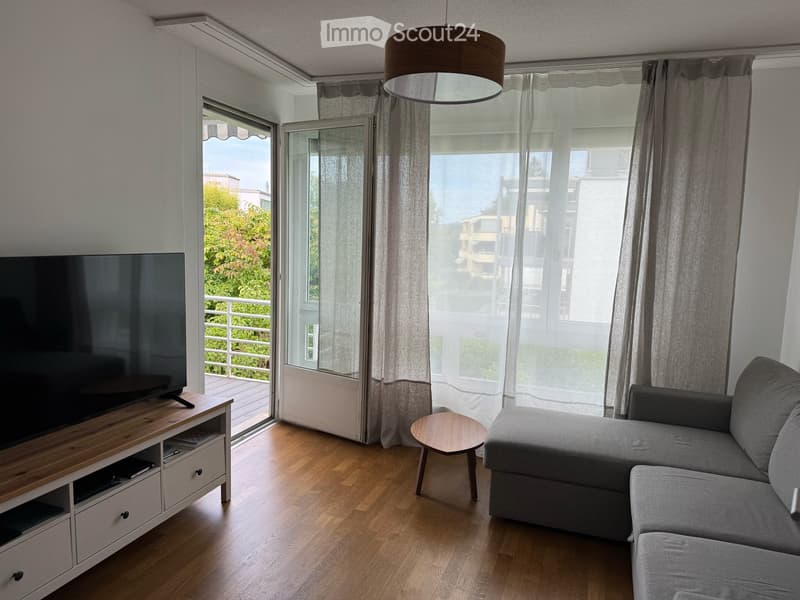 Appartement lumineux 3.5 pièces avec balcon et belle vue à Zürich-Witikon (1)