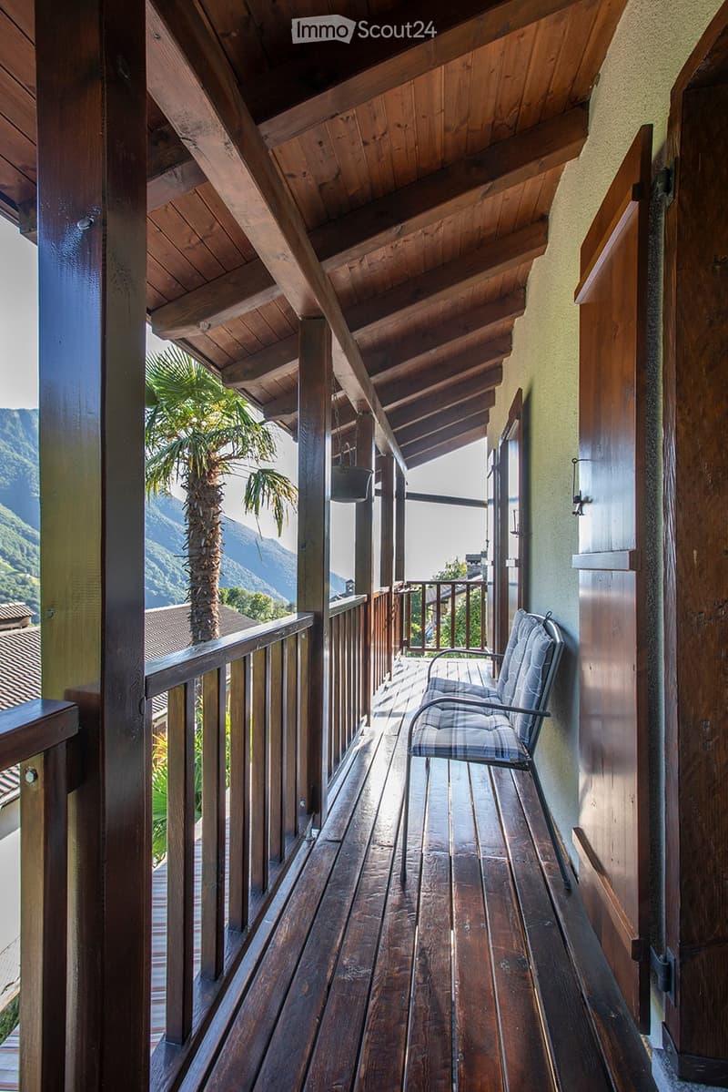 wooden deck, view of mountains