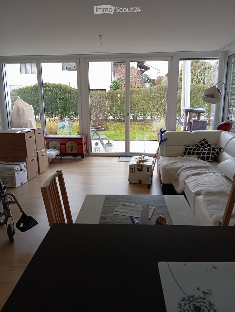 Gemütliche 1.5-Zimmer-Wohnung im Erdgeschoss in Romanshorn (2)
