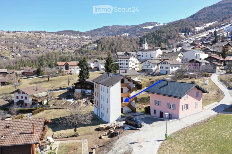 Charming 3.5-room apartment with mountain views in Unterbäch (9)