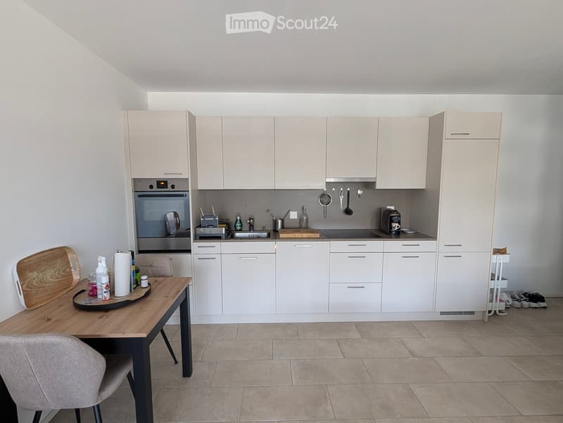 {"type": "Kitchen", "objects": ["table", "chair", "oven", "sink", "faucet", "cutting board", "faucet", "faucet", "faucet", "faucet", "faucet", "faucet", "faucet", "faucet", "faucet", "faucet", "faucet", "faucet", "faucet", "faucet", "faucet", "faucet", "f