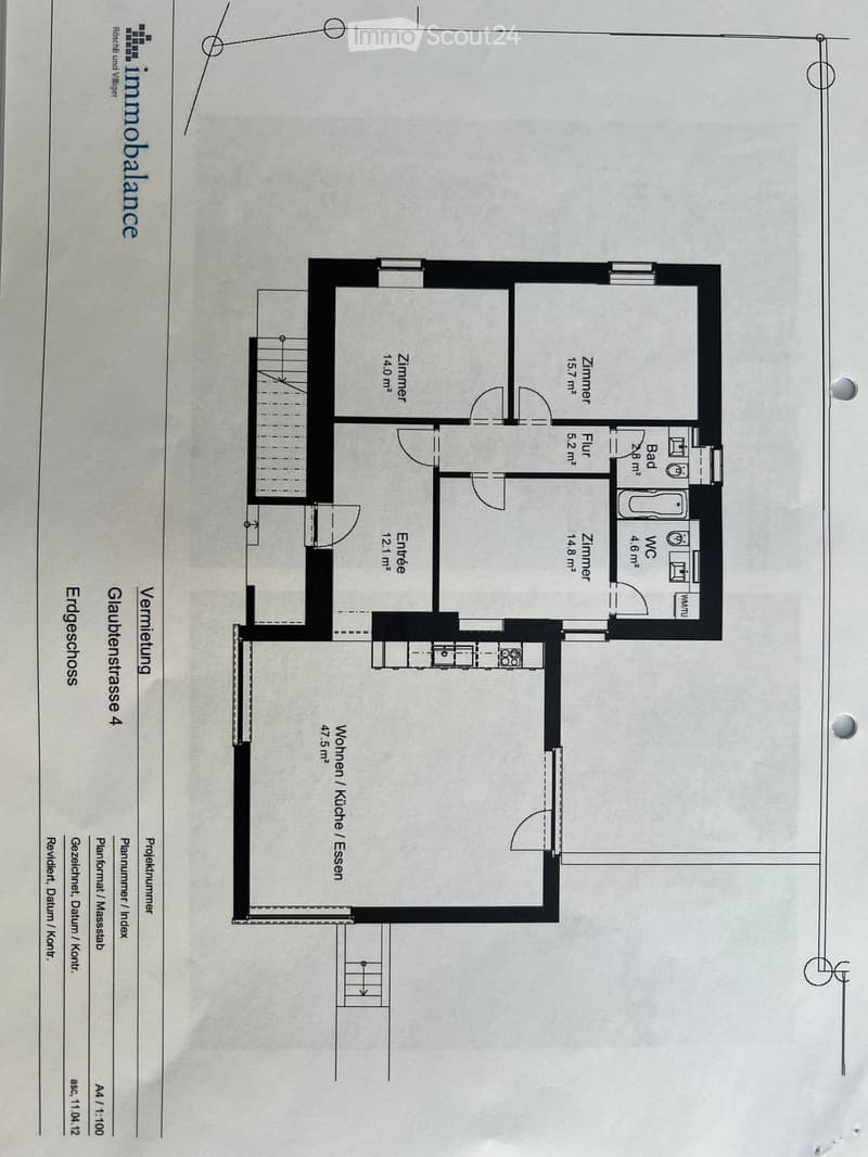 Floor plan of a 4th-floor apartment with a living/dining area, kitchen, three bedrooms, bathroom, and WC.