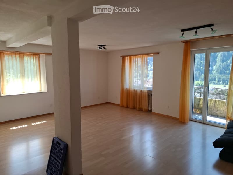 Gemütliche 3.5-Zimmer-Wohnung am Rozentobelweg in Schiers (5)